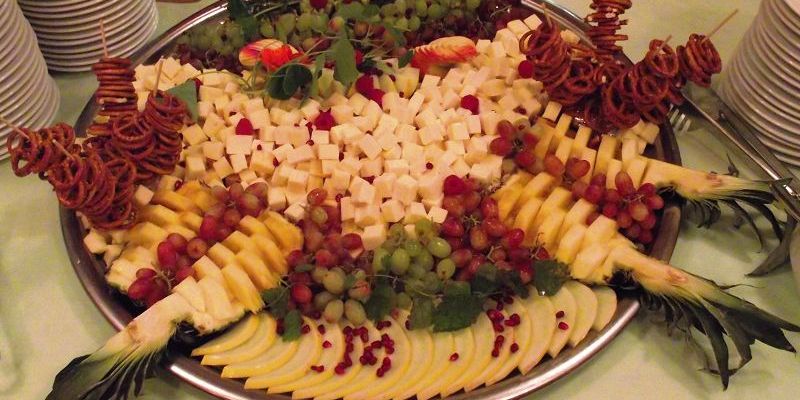 Käsewürfel & Obst - Platte