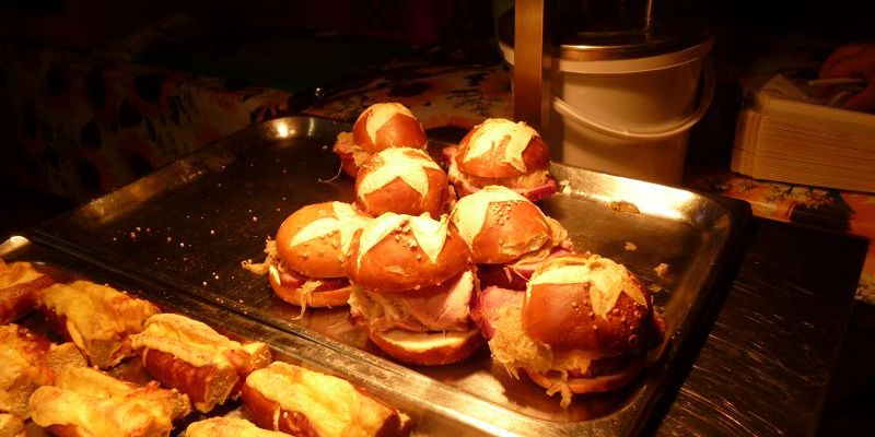 Lecker Fastfood frisch vor Ort zubereitet!