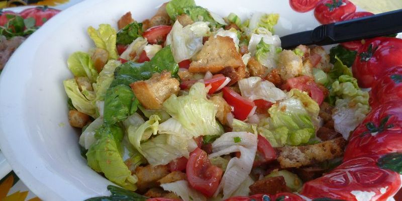 Kein Grillbuffet ohne frische Salate!
