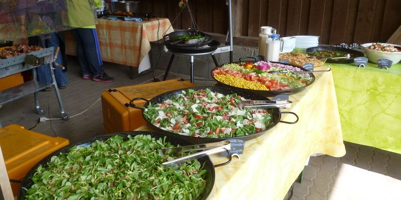 Kein Grillbuffet ohne frische Salate!