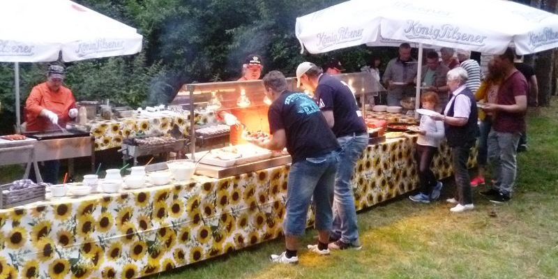 Grillen am Teich Südwinsen Juli`16 002.JPG